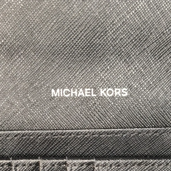 Michael Kors Jet Set Travel Large Trifold Wallet Saffiano Leather - Picture 2 of 7